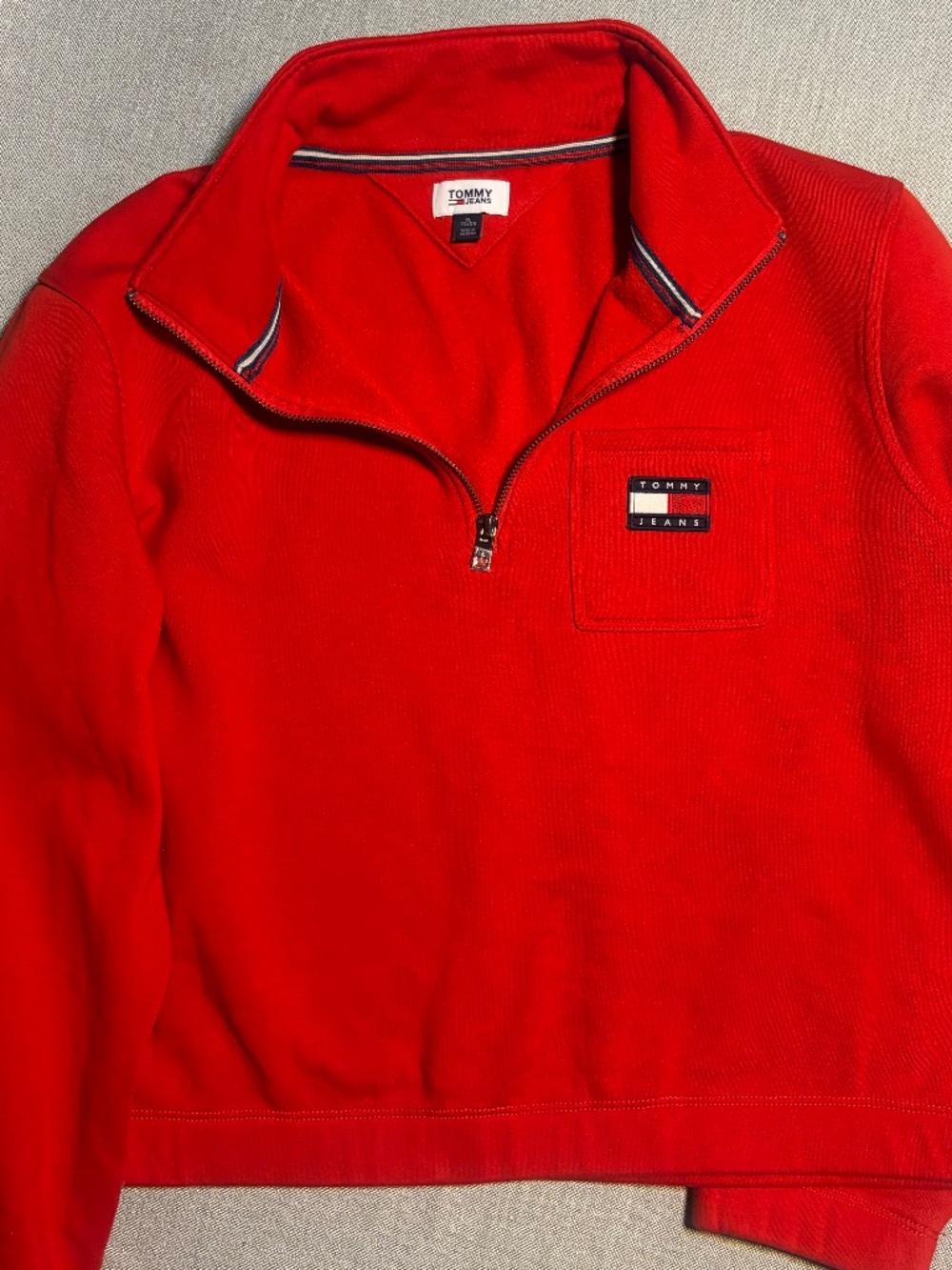 Tommy Hilfiger Jeans VTG Y2K/90s Crop Half Zip Sweatshirt/Sweater Red NEVER WORN